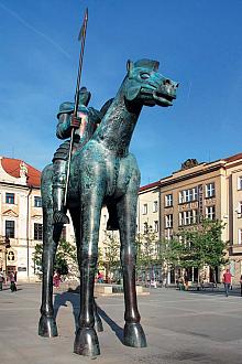 Ritterstatue des Bildhauers Jaroslav Róna