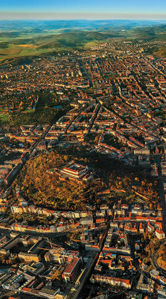 Kniha “ esk republika 2020 - Libor Sv  ek" - vyd n  1., rok 2020