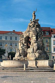 Der barocke Parnas-Brunnen (1691–1695), eine der wertvollsten Brünner Sehenswürdigkeiten